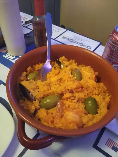 Preto's Island Cuisine Restaurant photo 7
